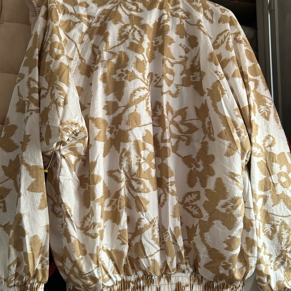 Floral Zip-Up Jacket - Picture 2 of 5